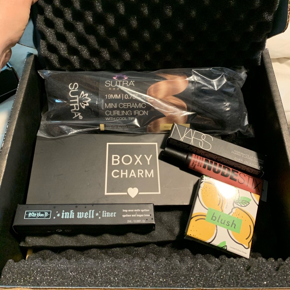 💄makeup bundle 💄🚫sold🚫